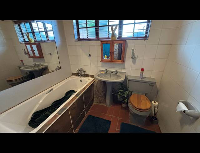 5 BEDROOM HOUSE FOR SALE IN MONTANA PARK